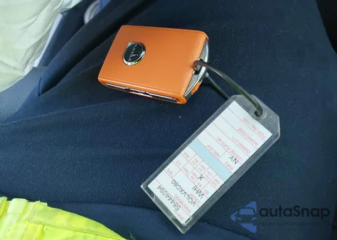 2025 Volvo Xc60 B5 Plus from USA, damaged, VIN YV4M12RC4S1182920